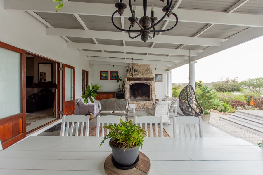 7 Bedroom Property for Sale in Paternoster Western Cape